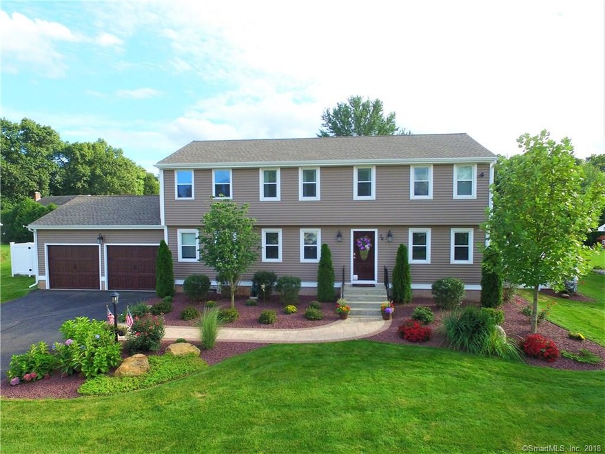 36 Lexington Rd, Glastonbury, CT 06033 - photo 1