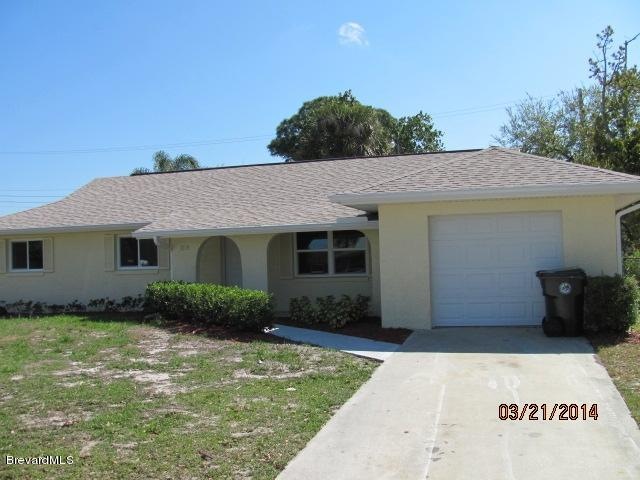 1039 Pompano Dr, Rockledge, FL 32955 - photo 1