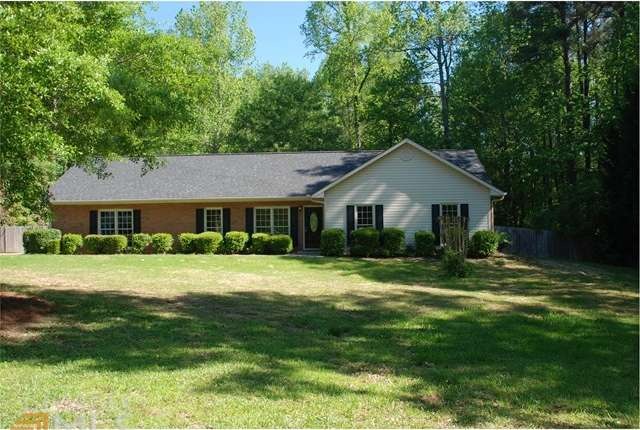 110 London Ln, Sharpsburg, GA 30277 - photo 1