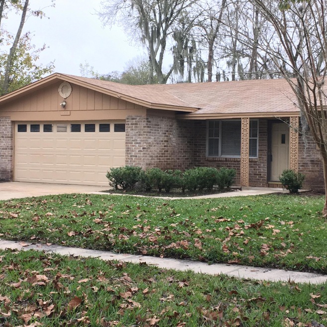 1683 Pecan ct