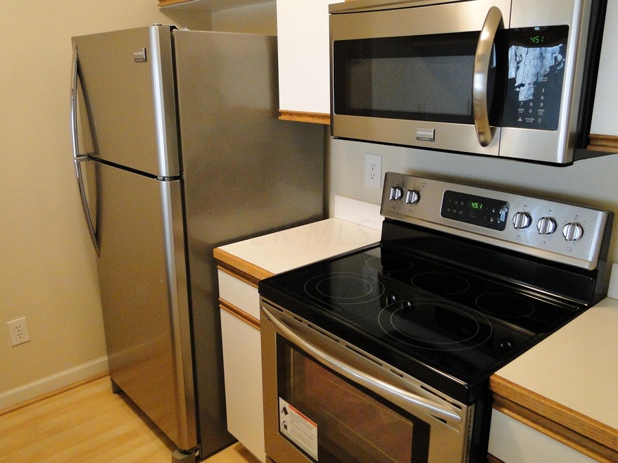 2140 Triad Ct