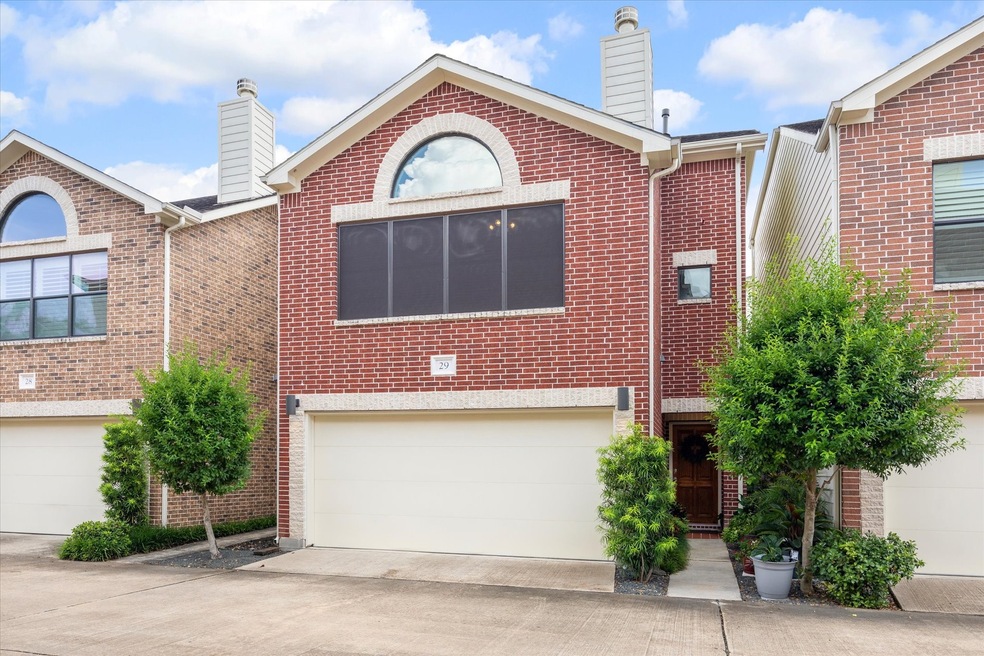 650 Westcross St unit 29, Houston, TX 77018 - photo 1