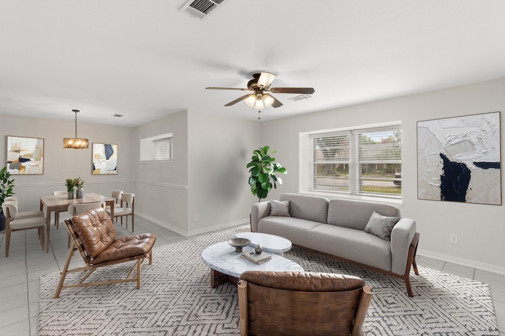 10126 Metronome Dr, Houston, TX 77080 - photo 1