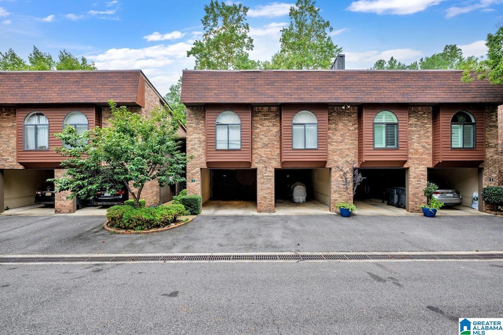 138 West Green unit 138, Vestavia Hills, AL 35243 - photo 1