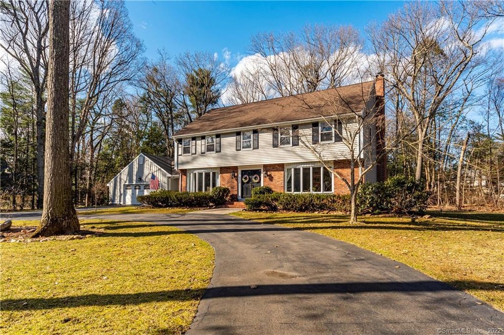 Immaculate Avon Home in Premier Location