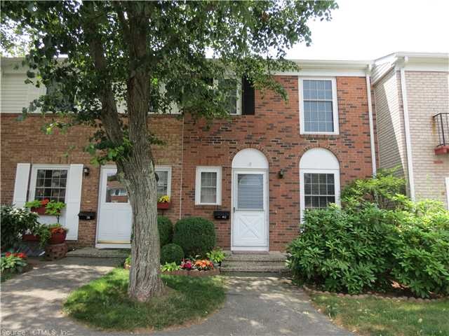 40 Salem Walk unit 40, Milford, CT 06460 - photo 1