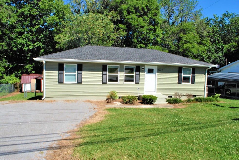 1027 Fairfield Pike, Shelbyville, TN 37160 - photo 1