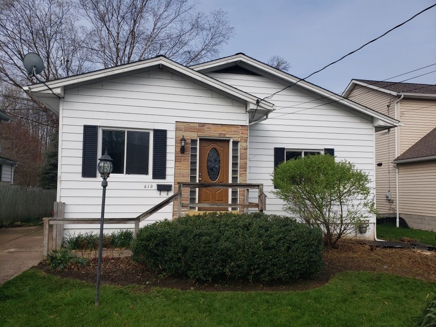 612 Montpelier Ave, Erie, PA 16505 - photo 1