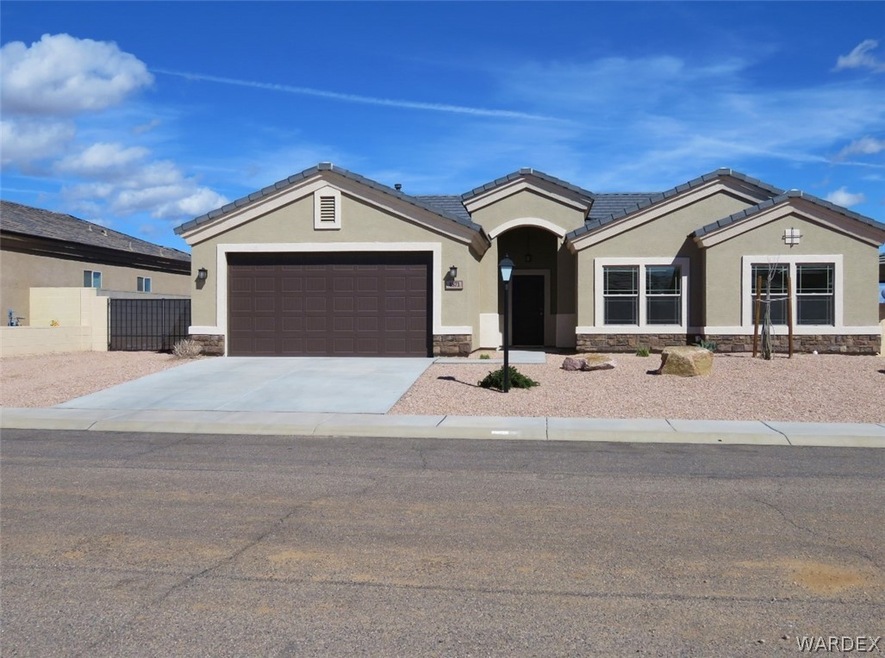 4871 N Old West Rd, Kingman, AZ 86401 - photo 1