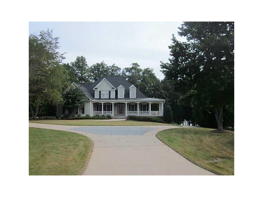 Exterior Front. Cul de sac LAKE Lot!!