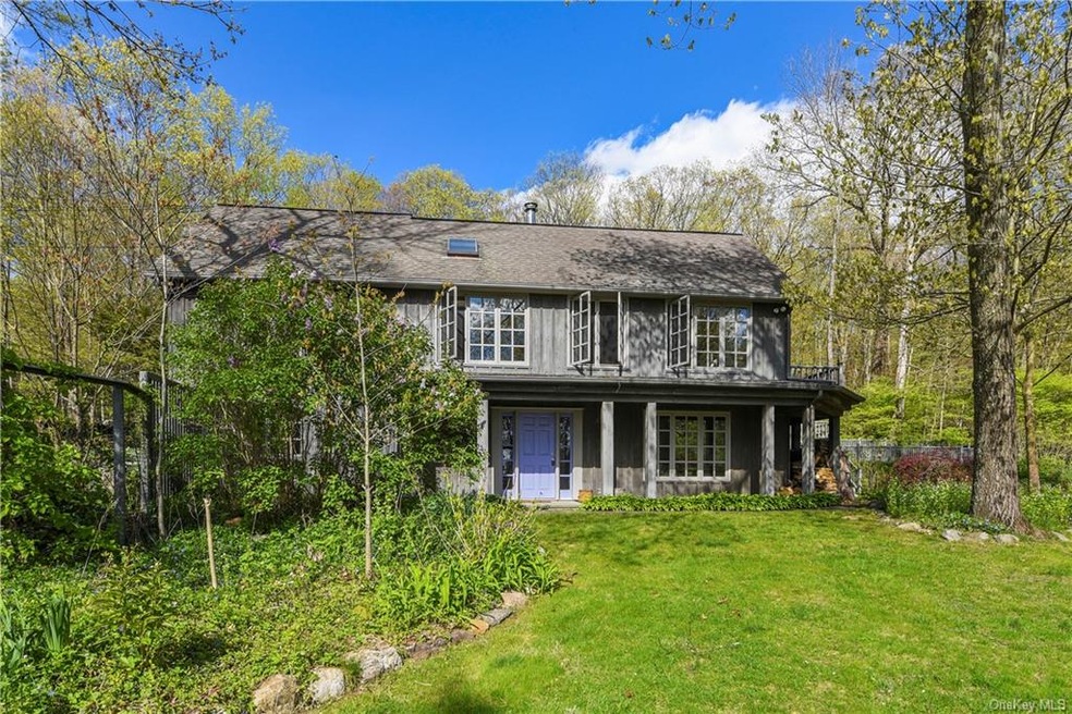 1435 Journeys End Rd, Croton On Hudson, NY 10520 - photo 1