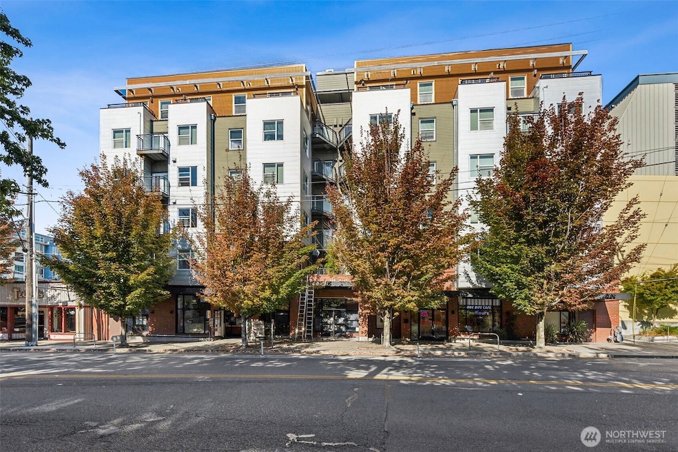 Dwell Roosevelt unit A410, Seattle, WA 98115 - photo 1