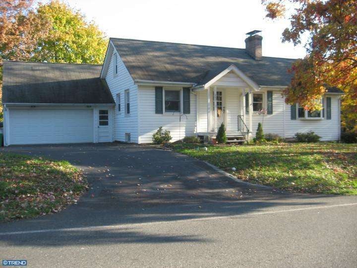 302 W Reliance Rd, Souderton, PA 18964 - photo 1