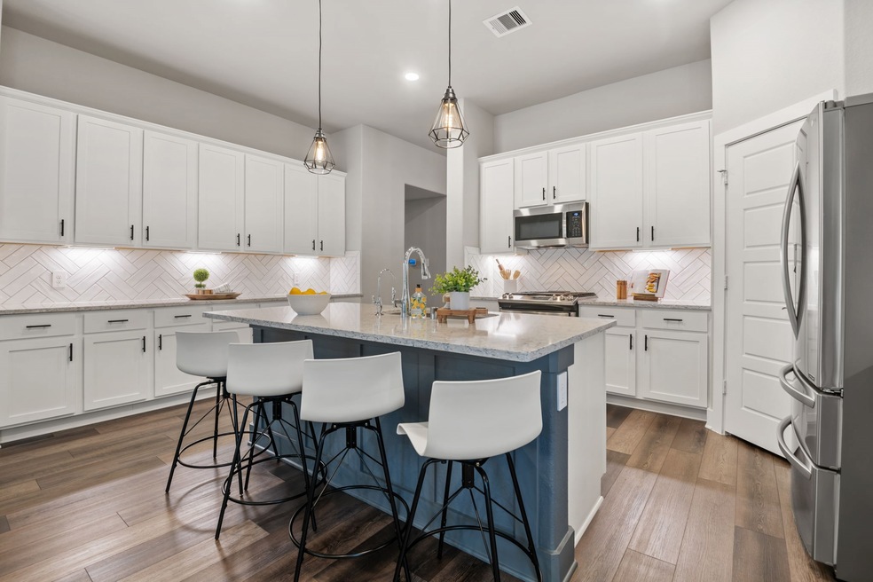 308 Stablebrook St, Magnolia, TX 77354 - photo 1