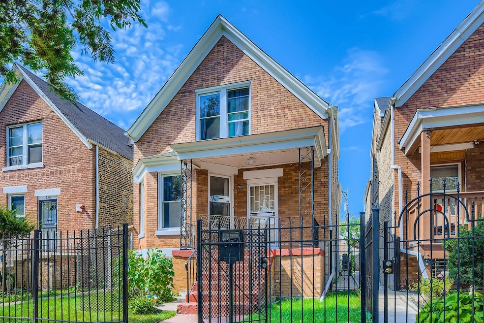 Pending $325,000 • Co-Listing Agent