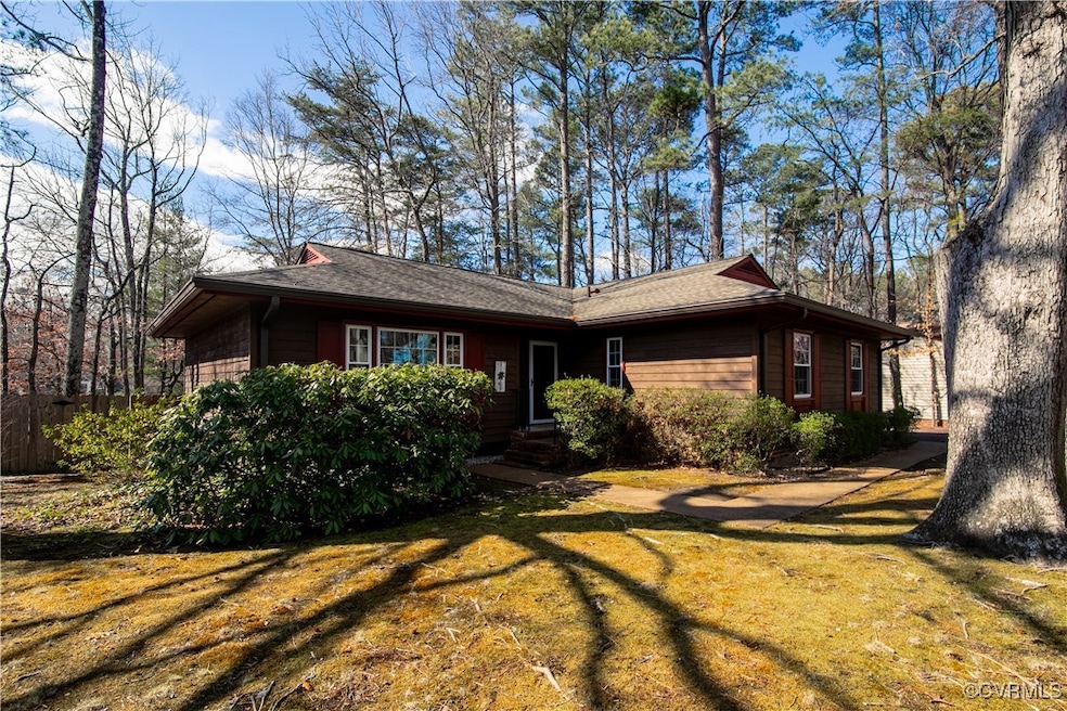 Welcome to 2300 Thousand Oaks Drive!