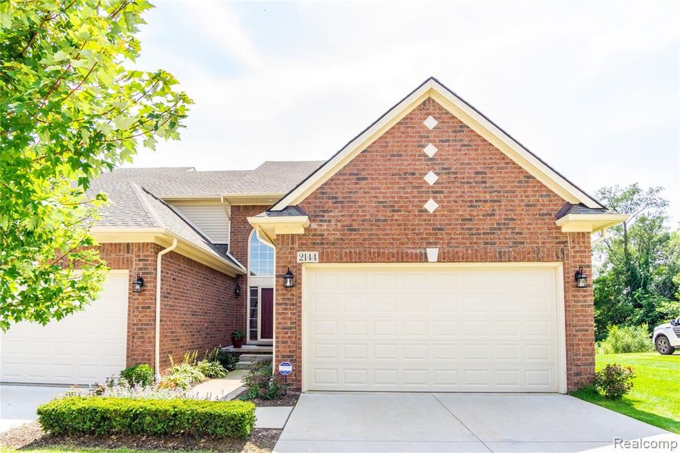 2144 Austin Dr - End Unit Condo 2 car garage