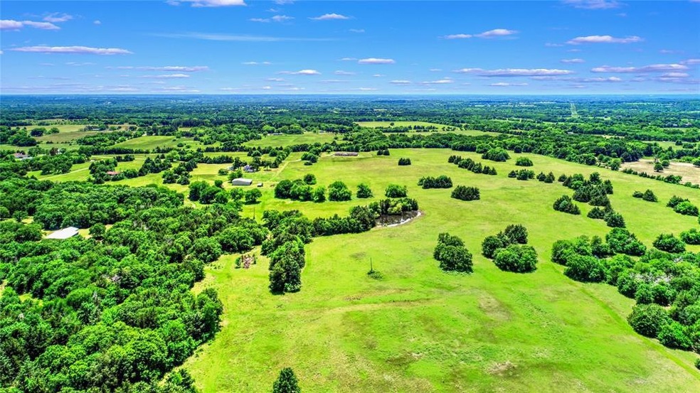 110 Private Road 1, Denison, TX 75021 - photo 1