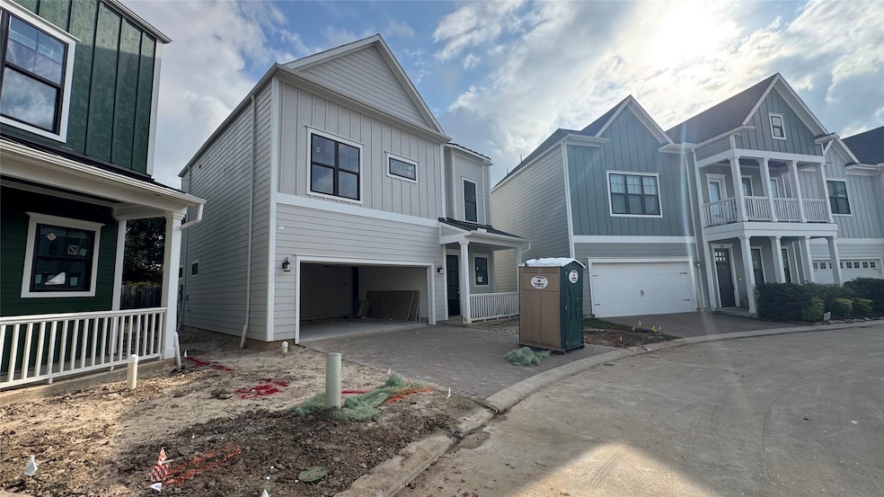 1114 Pearlwood Dr, Houston, TX 77008 - photo 1