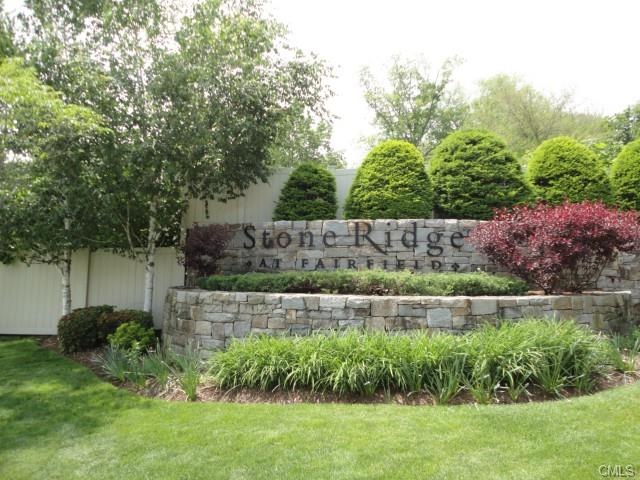 Main Entrance to Stone Ridge at Fairfield