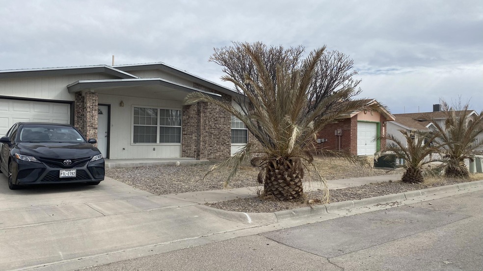 617 Orchid Dr, Horizon City, TX 79928 - photo 1