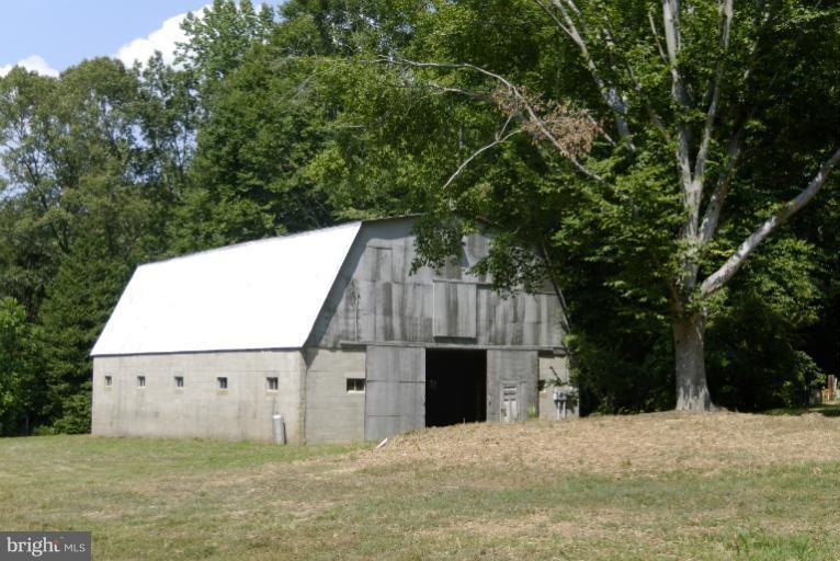 24221 Hollywood Rd, Hollywood, MD 20636 - photo 1