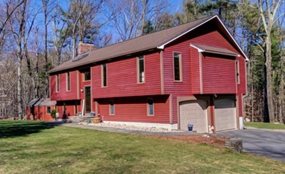 1 Castle Hill Rd, Hopkinton, MA 01748 - photo 1