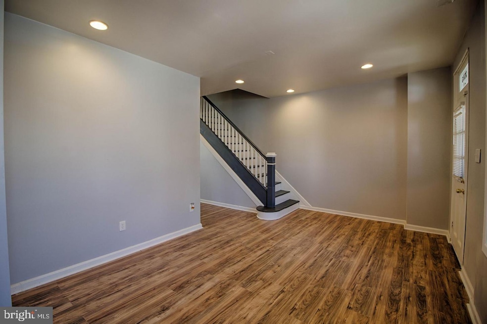 3503 W Franklin St, Baltimore, MD 21229 - photo 1