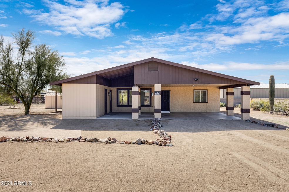6447 E Rustic Dr-1