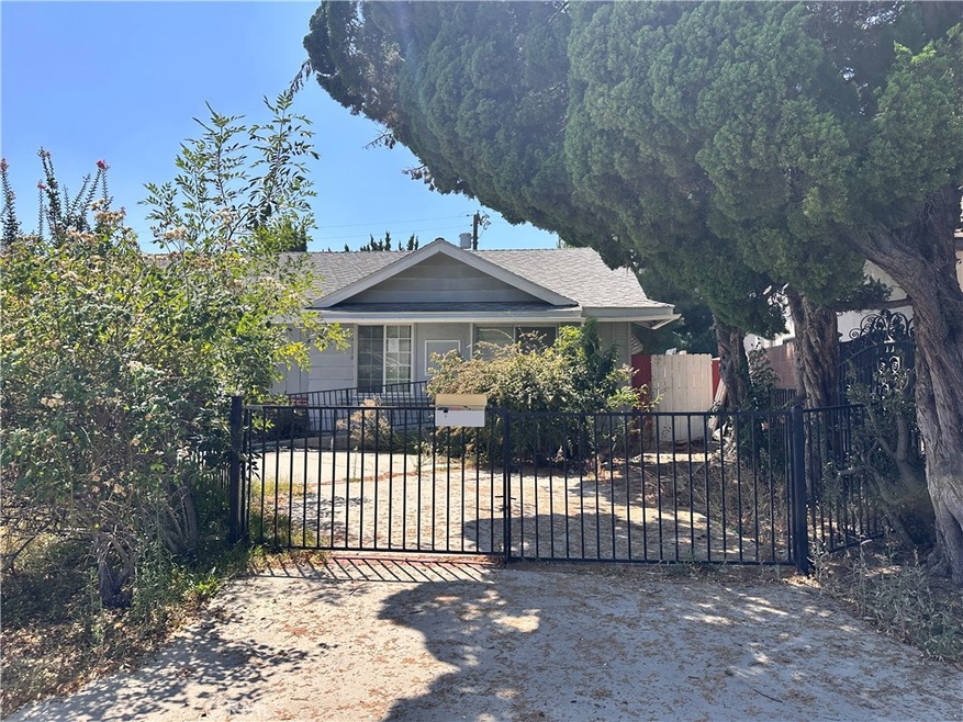 Under Contract $699,998 • Co-Listing Agent