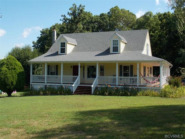 Beautiful Home in the Country sitting on 2 Acres w