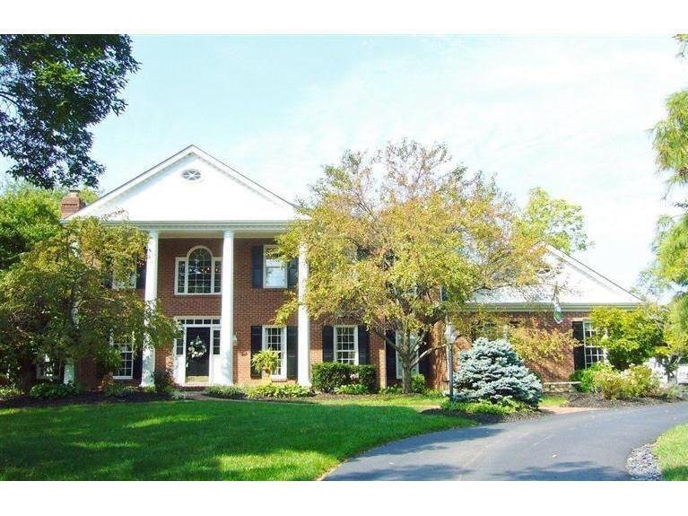 109 Hetherington Ln, Cincinnati, OH 45246 - photo 1