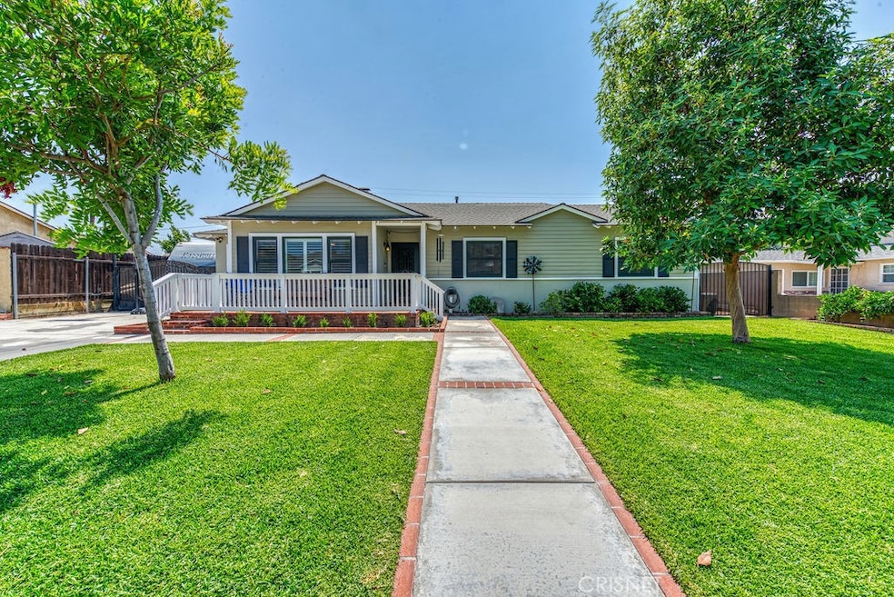 738 E Kirkwall Rd, Glendora, CA 91740 - photo 1