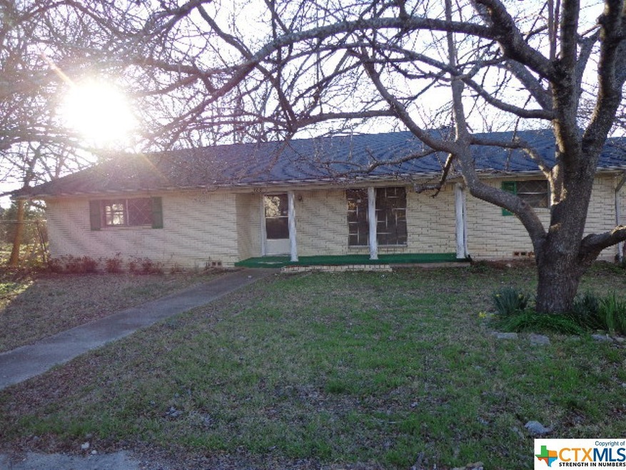 500 Avenue G, Moody, TX 76557 - photo 1