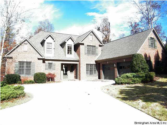 Welcome home to 233 Salisbury Circle!