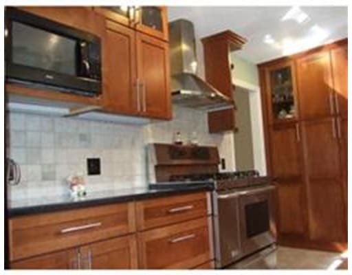 63 Cottage St unit 6, Newton Upper Falls, MA 02464 - photo 1