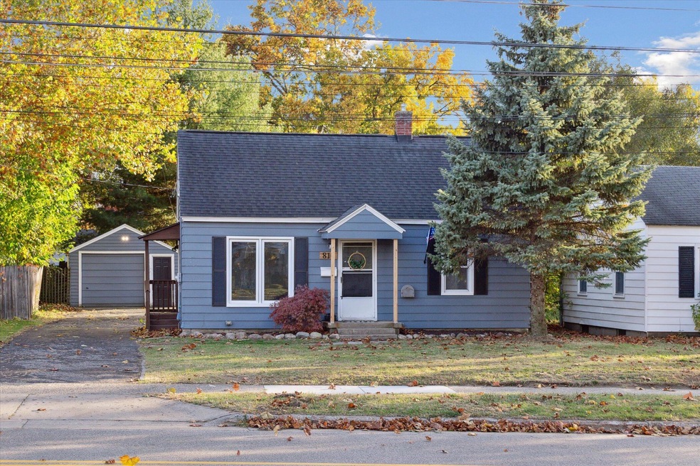 03-810-32nd-St-SW-Wyoming-MI-49509-Windo
