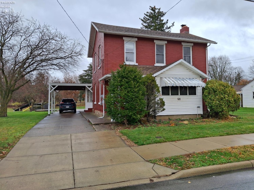 Under Contract $199,900 • Co-Listing Agent