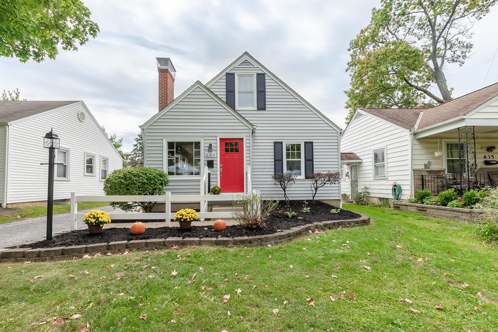 639 E Royal Forest Blvd, Columbus, OH 43214 - photo 1