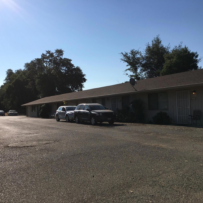 3221 Churn Creek Rd, Redding, CA 96002 - photo 1