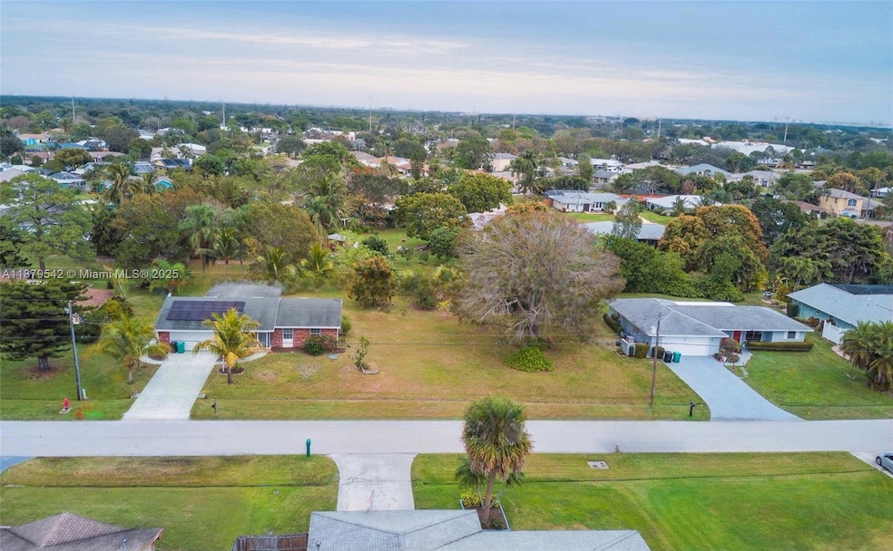 1521 SE Pitcher Rd, Port St. Lucie, FL 34952 - photo 1