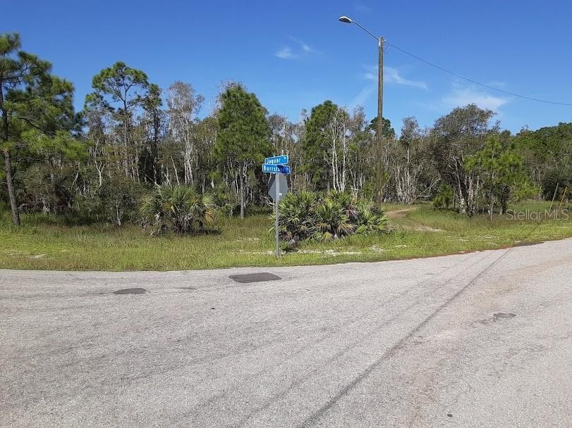 498 Burrstone Dr, Lehigh Acres, FL 33974 - photo 1