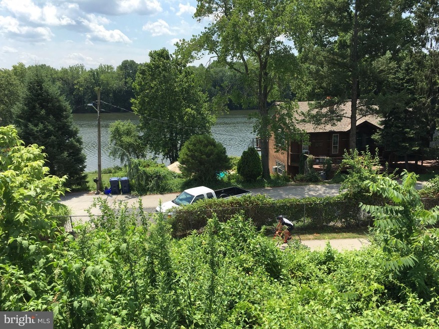 169 Riversedge Dr, Norristown, PA 19403 - photo 1