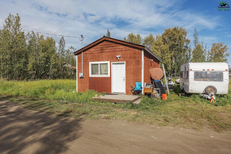 2426 Burtis Ave unit 2282 Evans, North Pole, AK 99705 - photo 1
