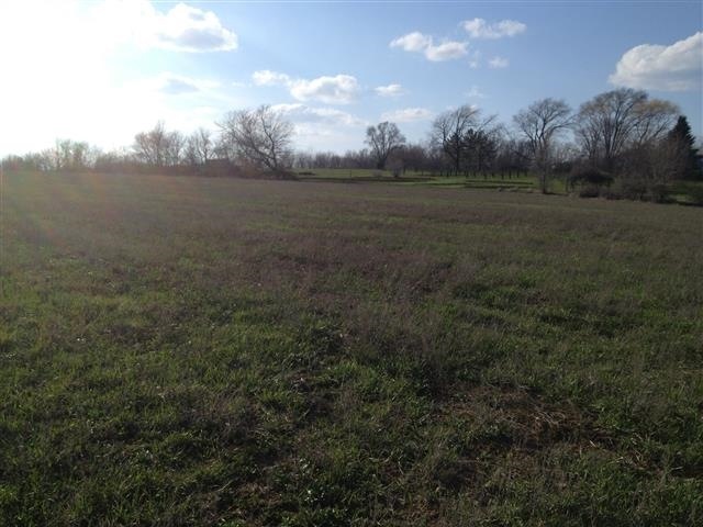 1950 Princess Ct, Stoughton, WI 53558 - photo 1