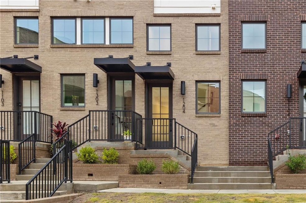 201 New St unit 1204, Decatur, GA 30030 - photo 1