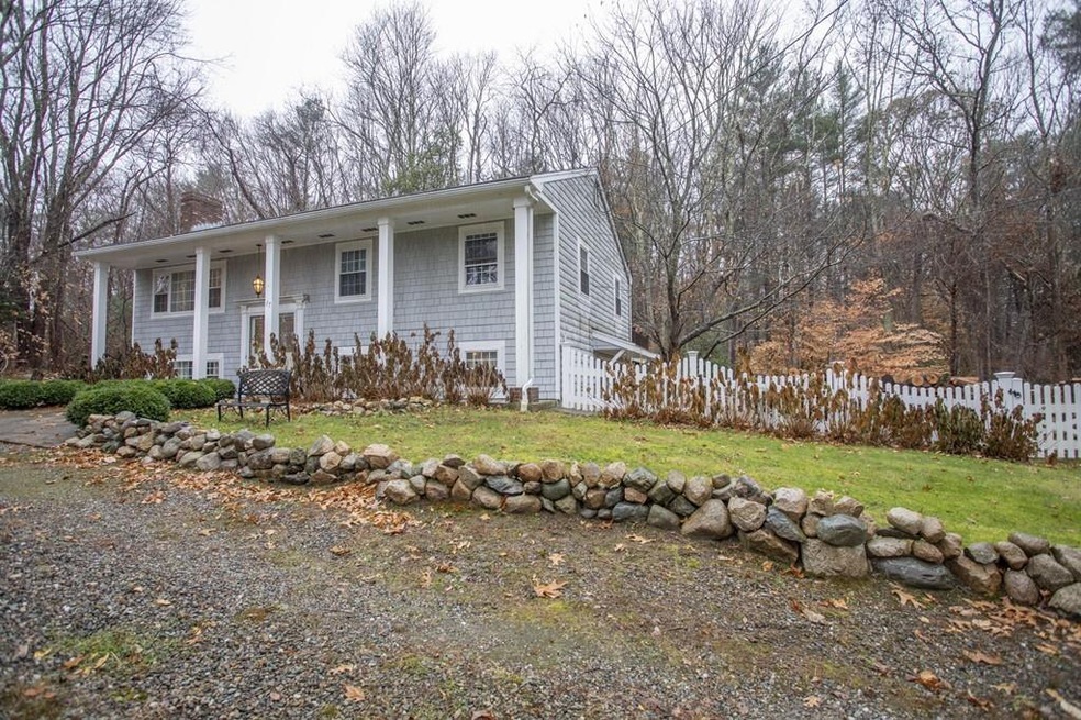 17 First Parish Rd, Norwell, MA 02061 - photo 1