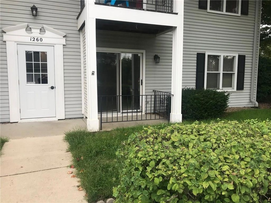 1260 49th St unit 1, West Des Moines, IA 50266 - photo 1