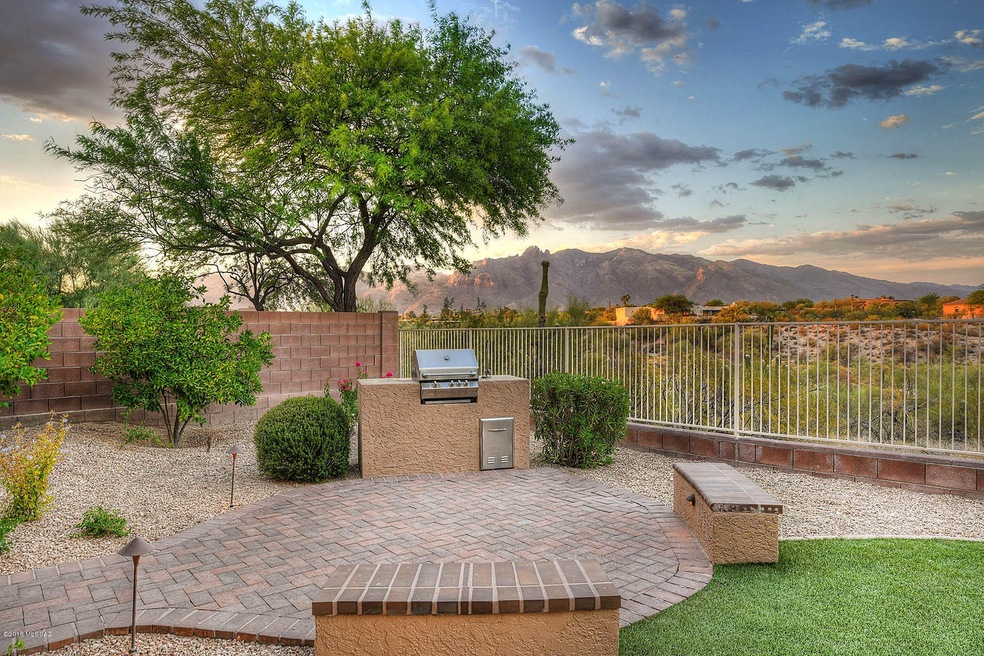 Bricked Patio BBQ Seating & Views