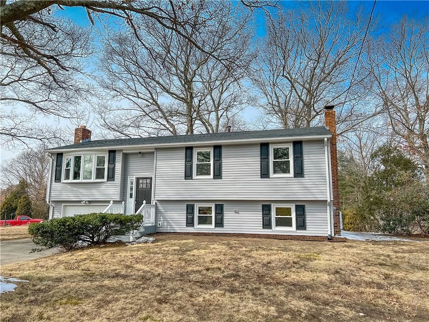 1939 New London Turnpike, West Warwick, RI 02893 - photo 1